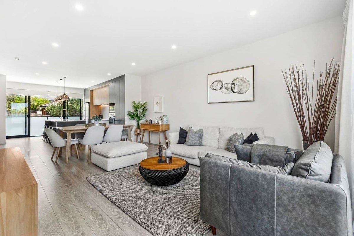 4/20 Penzance Road, Mairangi Bay, Auckland - Carousel 2