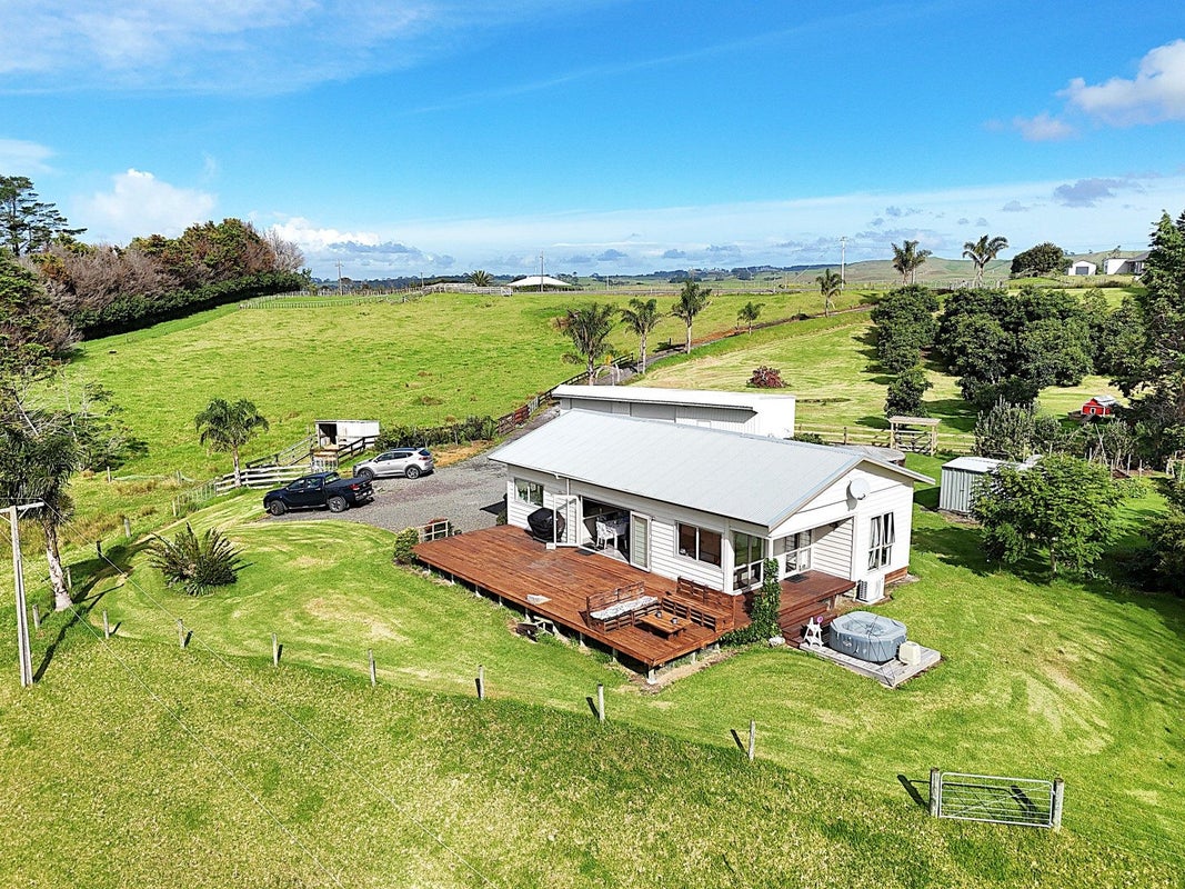 3203 Pouto Road, Te Kopuru - Carousel 24
