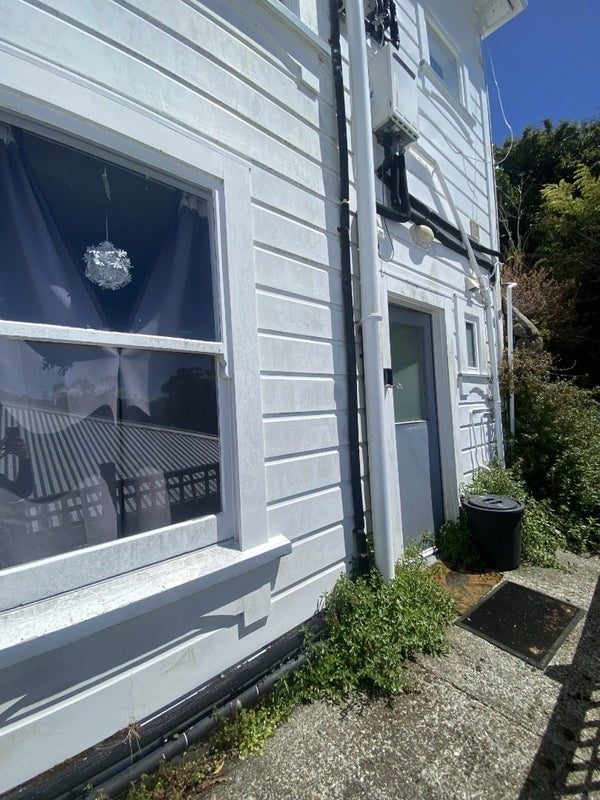37B Plunket Street, Kelburn, Wellington - Carousel 1