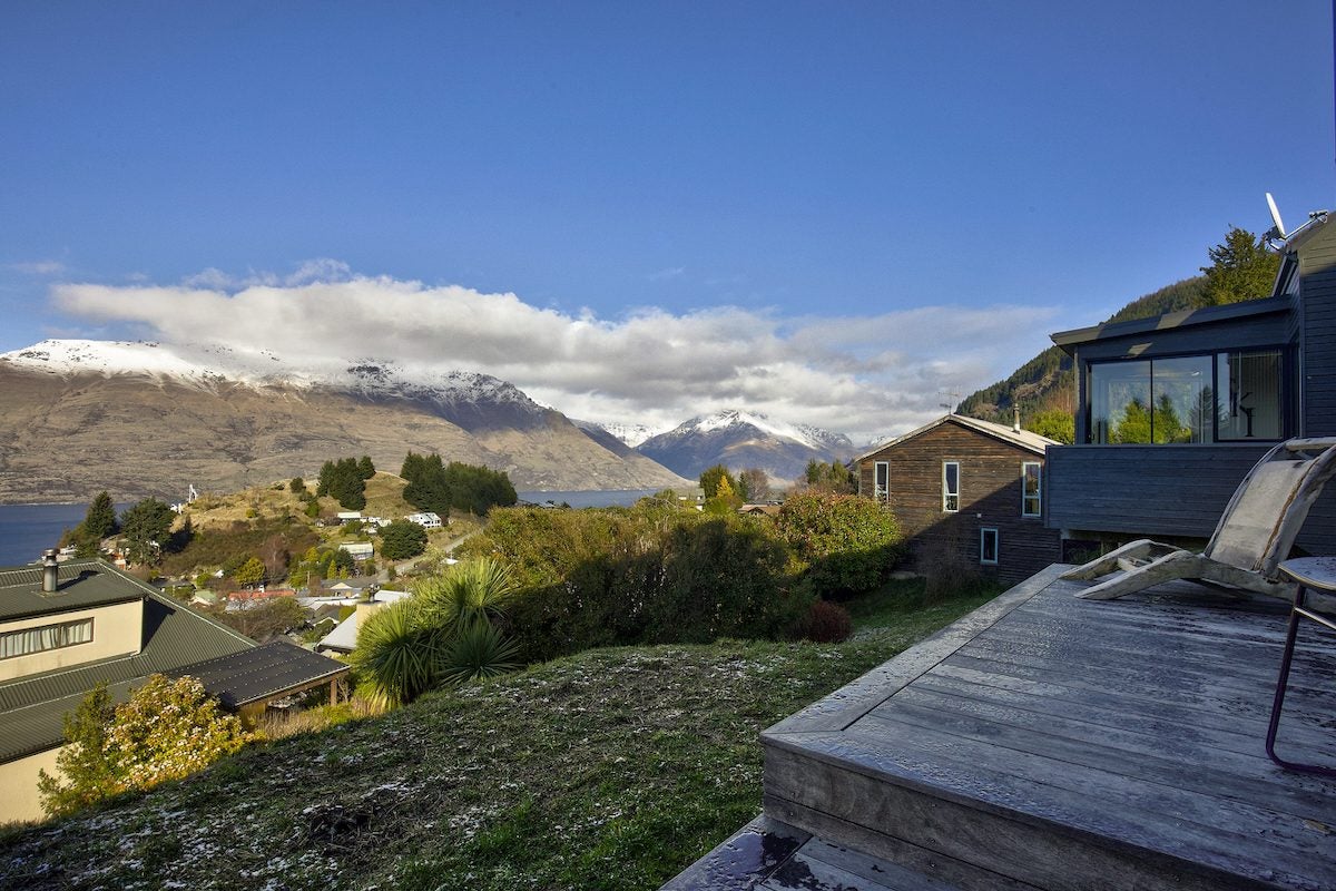 6 Caples Place, Fernhill, Queenstown - Carousel 1