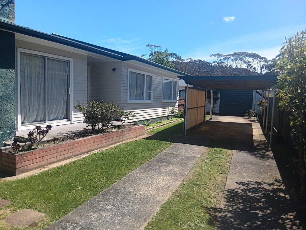 83 Karamu Crescent, Wainuiomata, Lower Hutt - Carousel 2