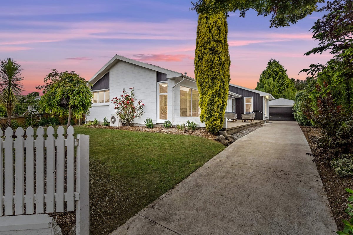 29 Arlington Street, Burnside, Christchurch - Carousel 1