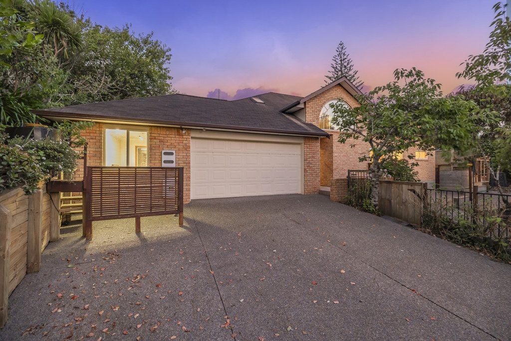 28 Nihill Crescent, Mission Bay, Auckland - Carousel 1