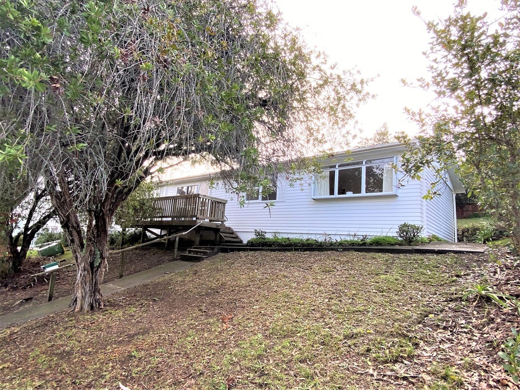 3/11 Selwyn Crescent, Forrest Hill, Auckland - Carousel 1