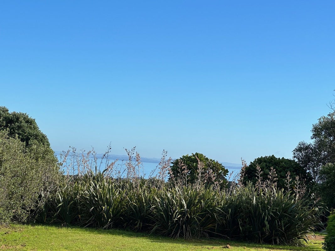 15 Ocean View Crescent, Rakino Island, Auckland - Carousel 2