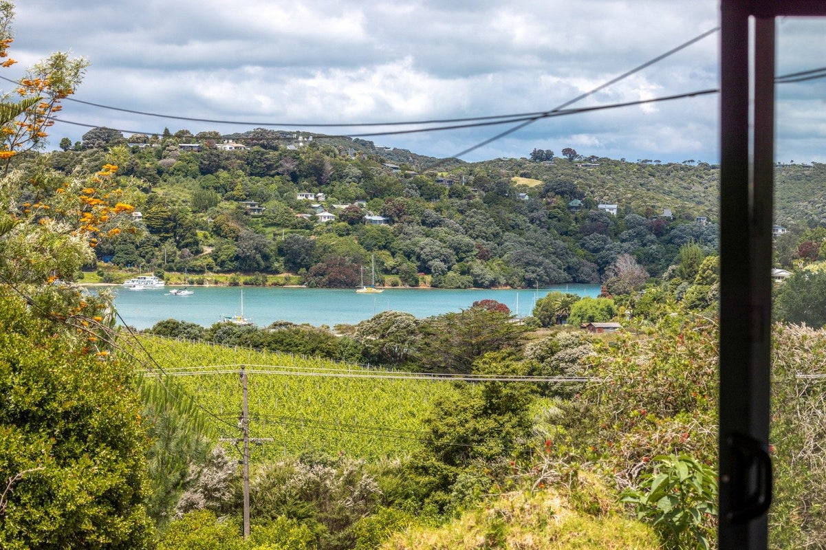 145 Wilma Road, Surfdale, Waiheke Island - Carousel 1