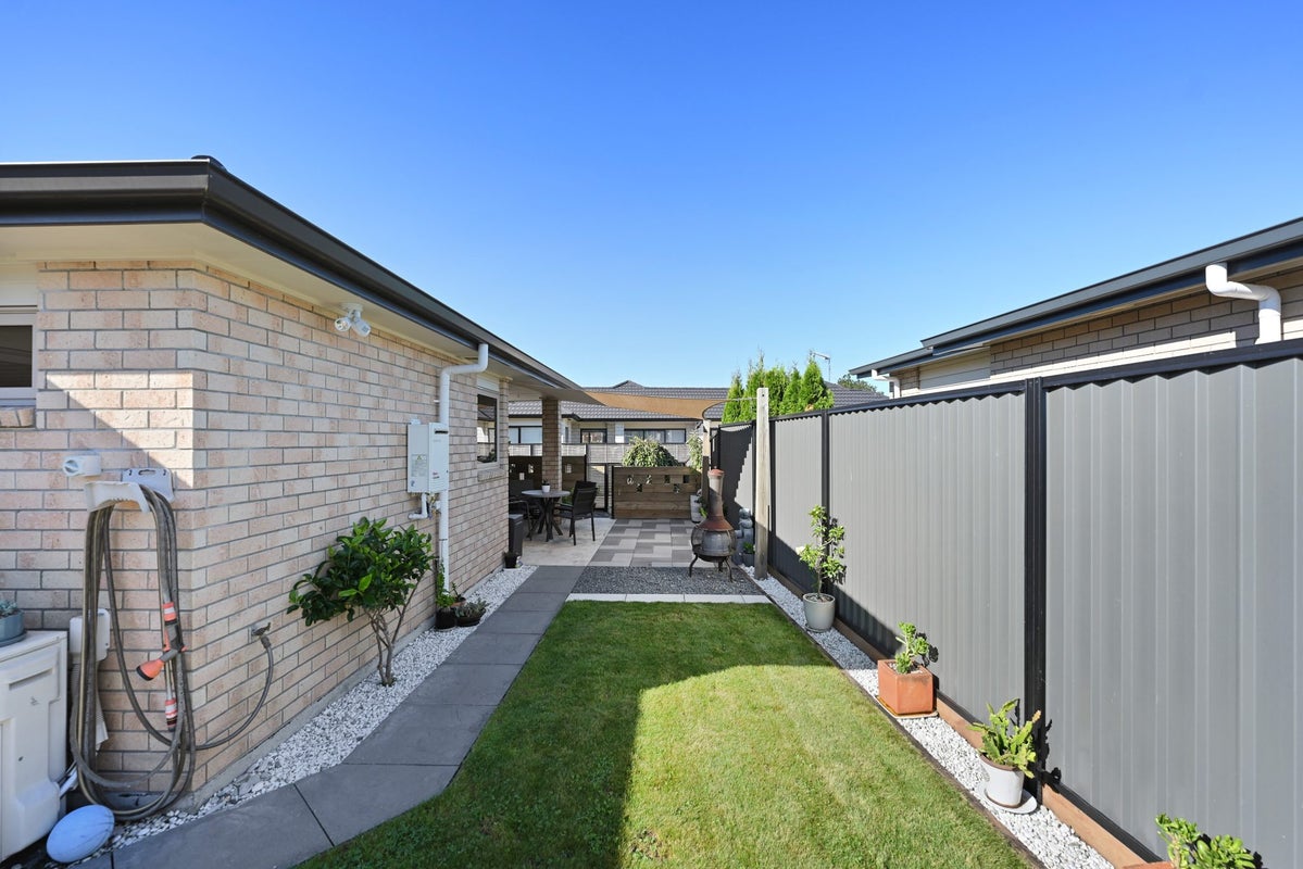 60 Stan Heather Drive, Glenview, Hamilton - Carousel 27