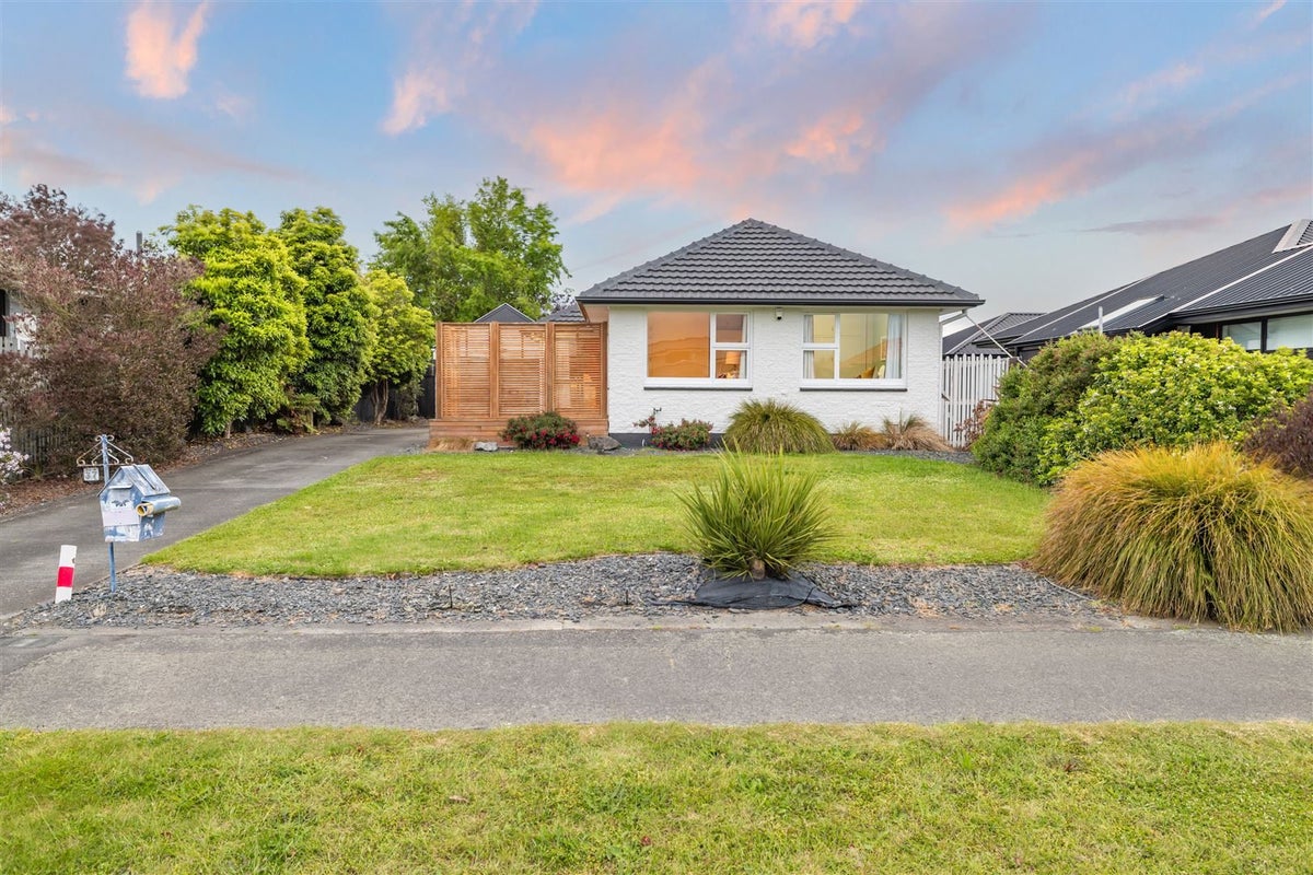 37 Chartwell Street, Burwood, Christchurch - Carousel 2