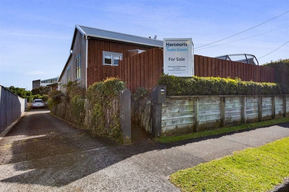 50/50A Gaine Street, New Plymouth, New Plymouth - Carousel 20