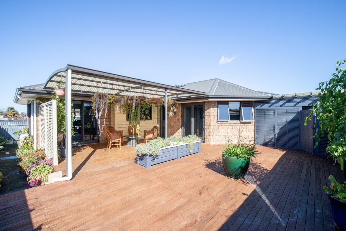 36A Benner Drive, Ngatea, Ngatea - Carousel 1