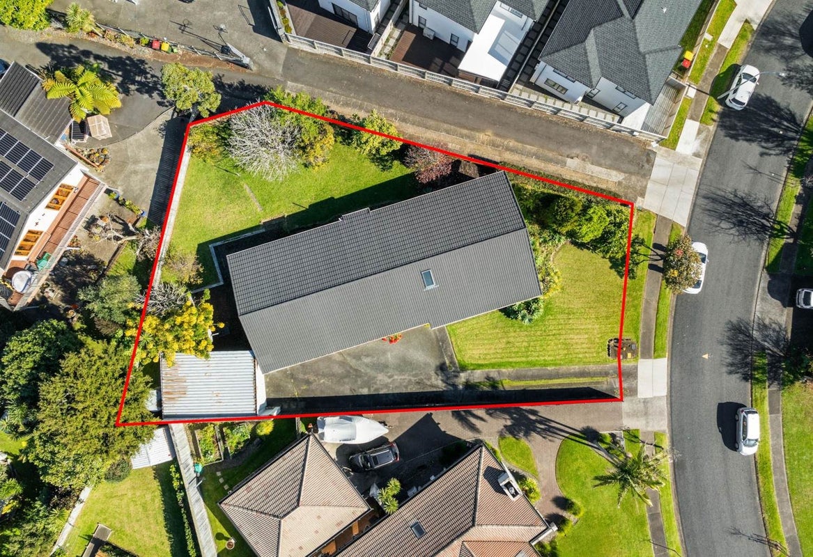 16 Fielding Crescent, Farm Cove, Auckland - Carousel 2