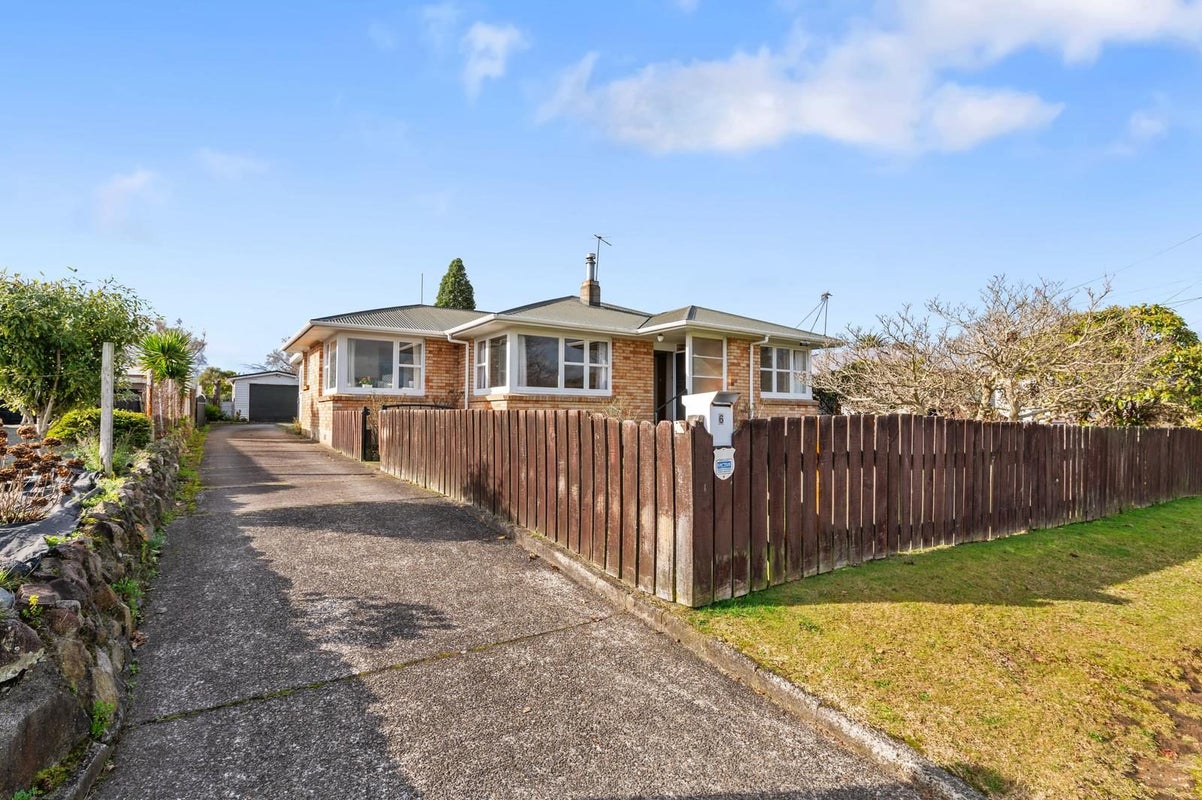 6 Brent Road, Owhata, Rotorua - Carousel 1