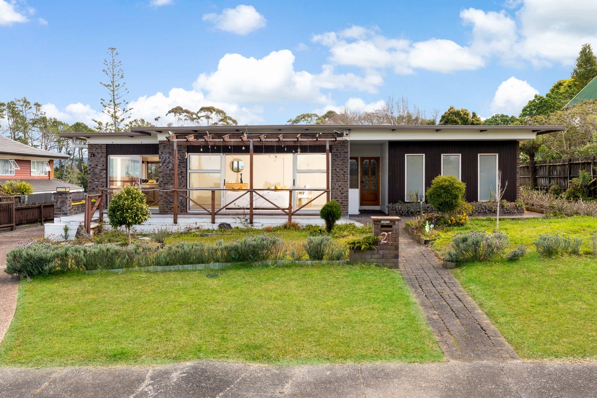 21 Anich Road, Massey, Auckland - Carousel 2