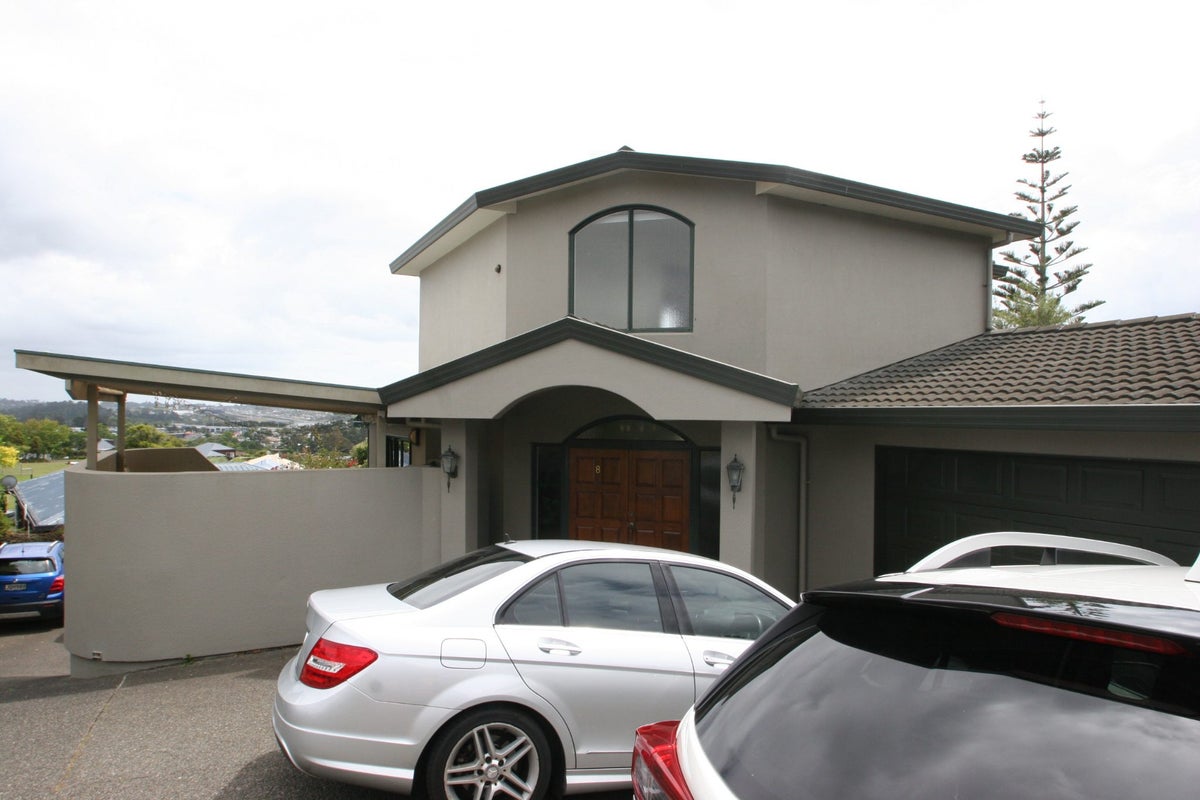 8 Carl Place, Unsworth Heights, Auckland - Carousel 2