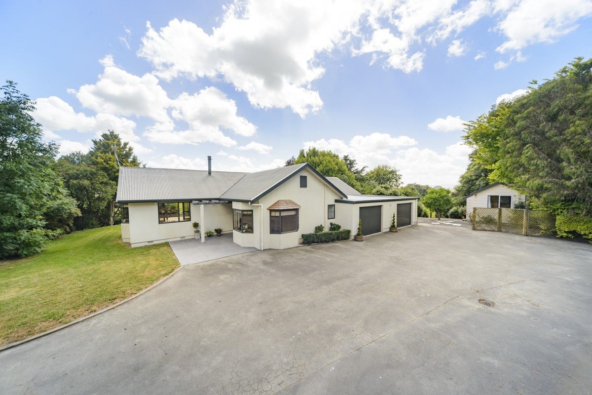 1450A Rangiotu Road, Tiakitahuna, Palmerston North - Carousel 1