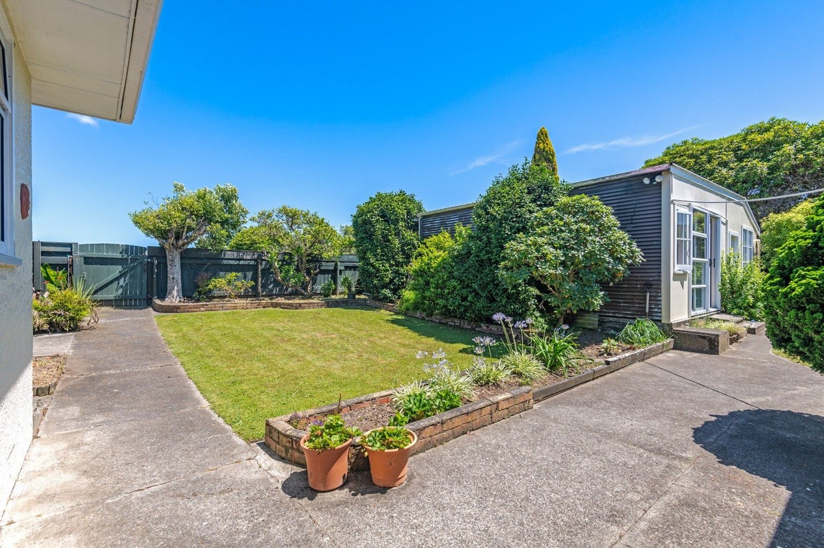 113 Pahiatua Street, Hokowhitu, Palmerston North - Carousel 23