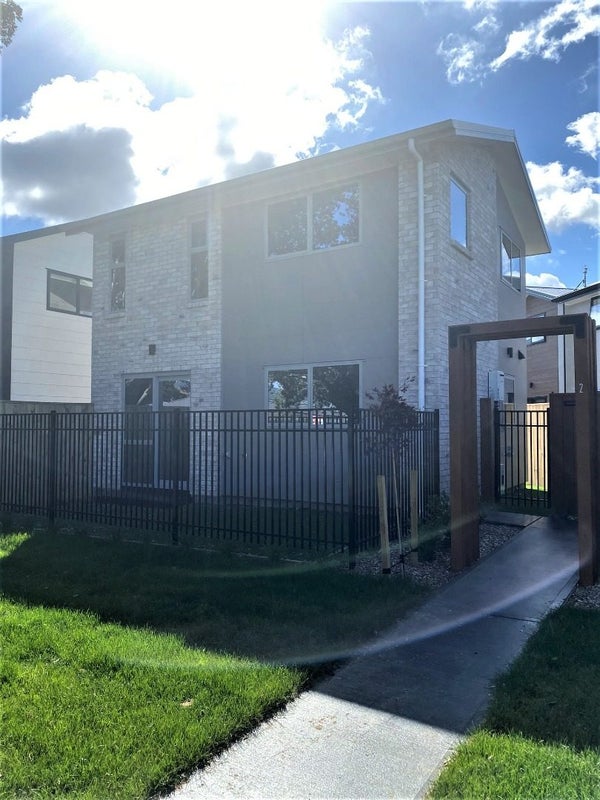 2 Collingwood Street, Waterloo, Lower Hutt - Carousel 1