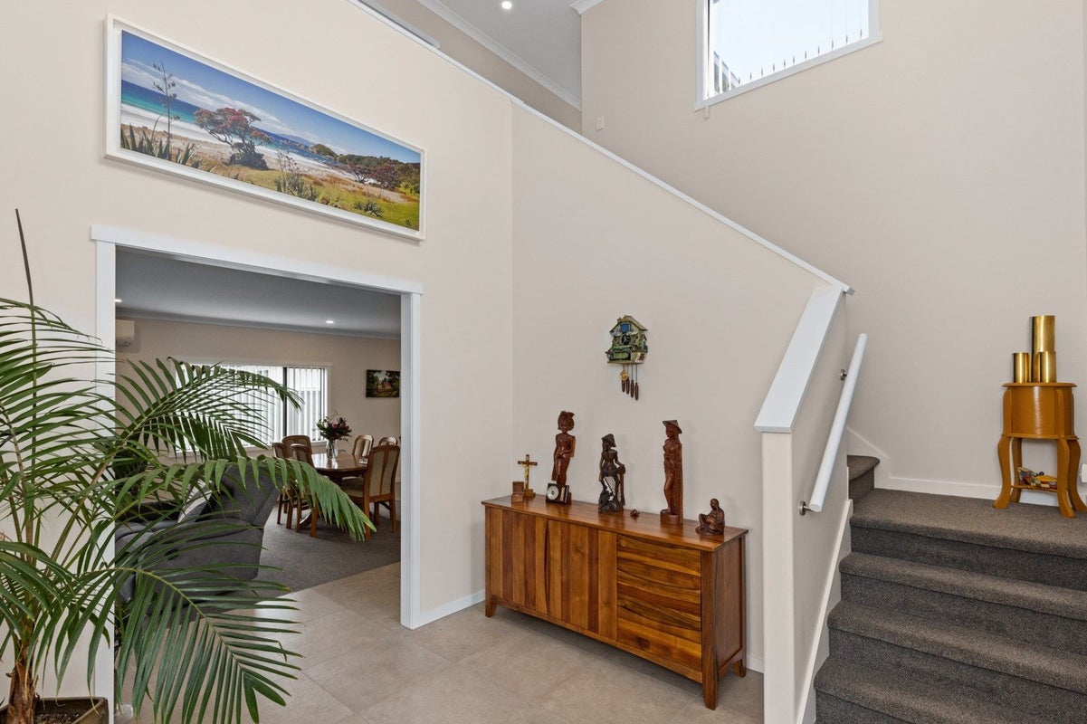 40 Pelorus Avenue, Poraiti, Napier - Carousel 2