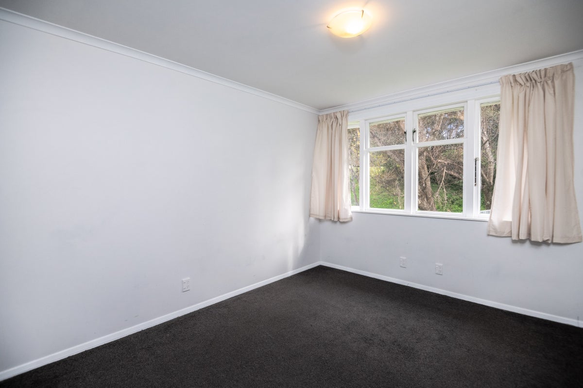 23 Te Arataura Street, Takapuwahia, Porirua - Carousel 2