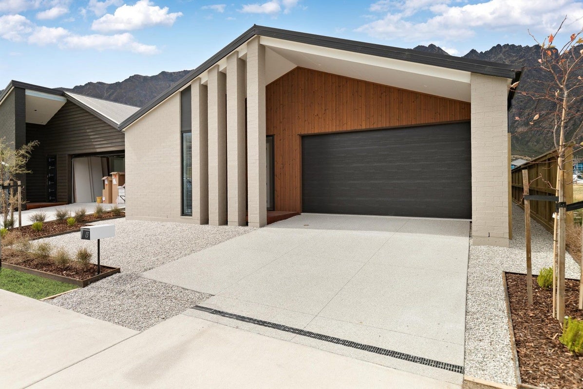 13 Woolshed Road, Jacks Point, Queenstown - Carousel 2