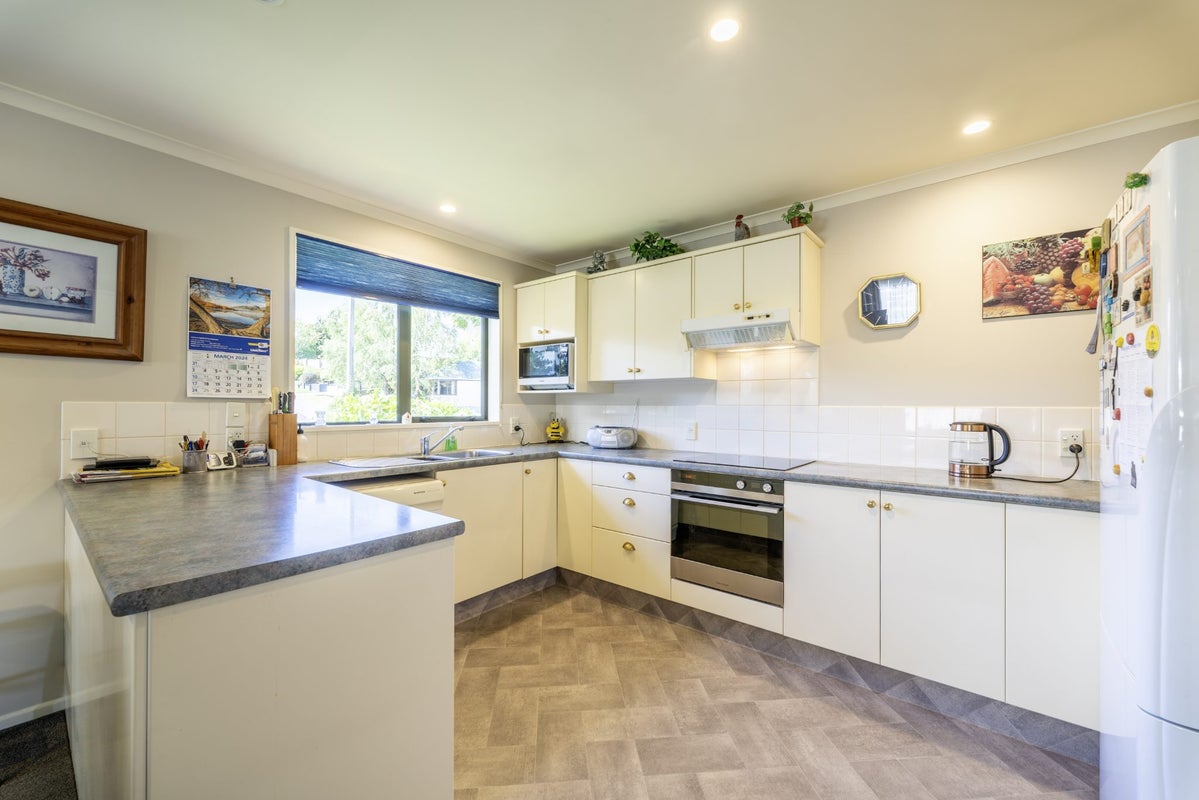 52 Benmore Street, Glenwood, Timaru - Carousel 2