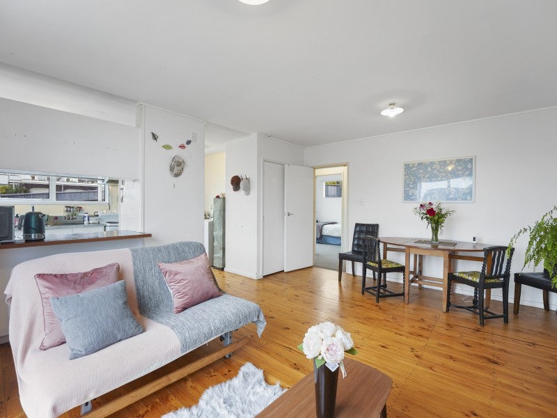 1/21 OAKLEIGH ST, Maungaraki, Lower Hutt - Carousel 2