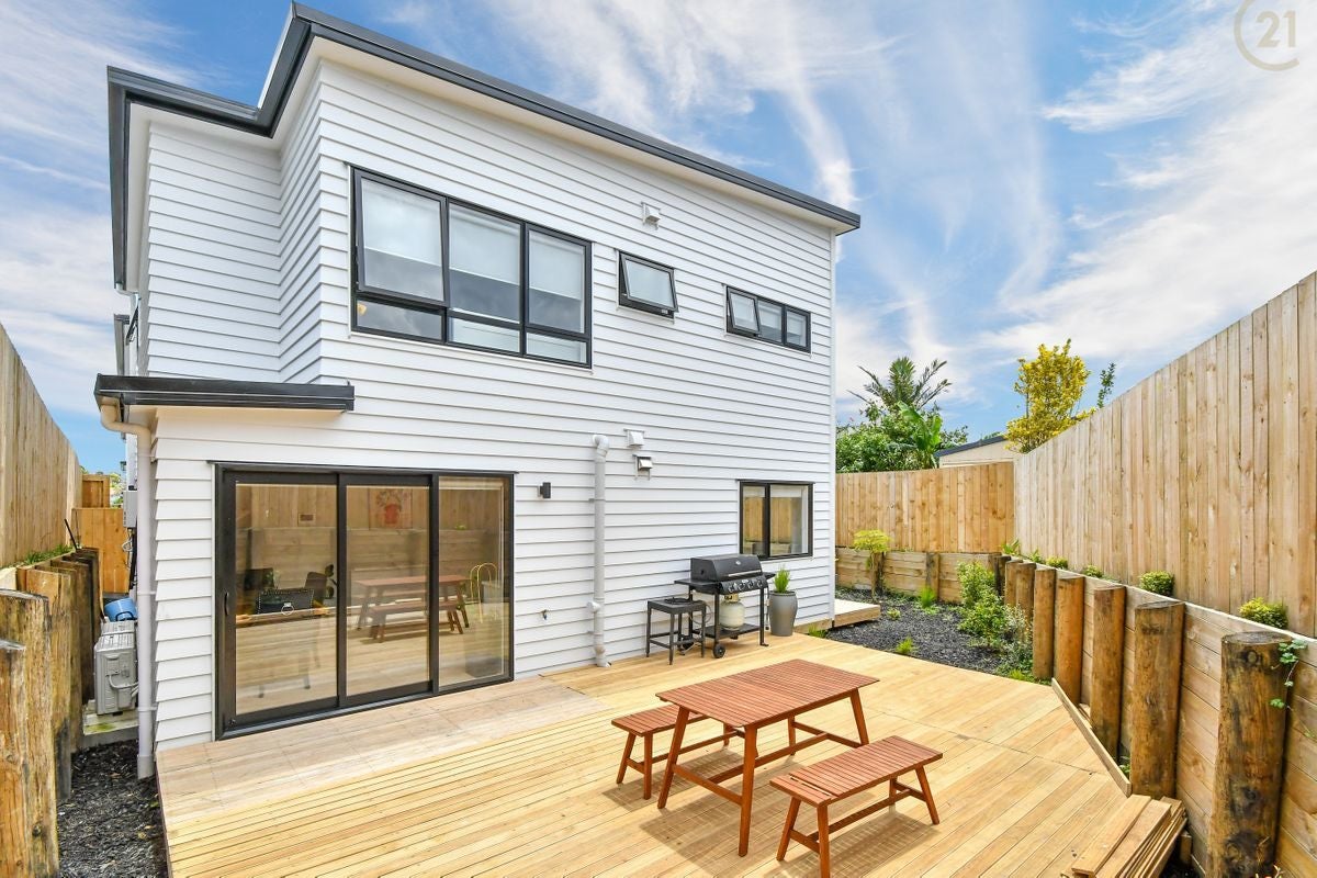 32E Albrecht Avenue, Mount Roskill, Auckland - Carousel 1