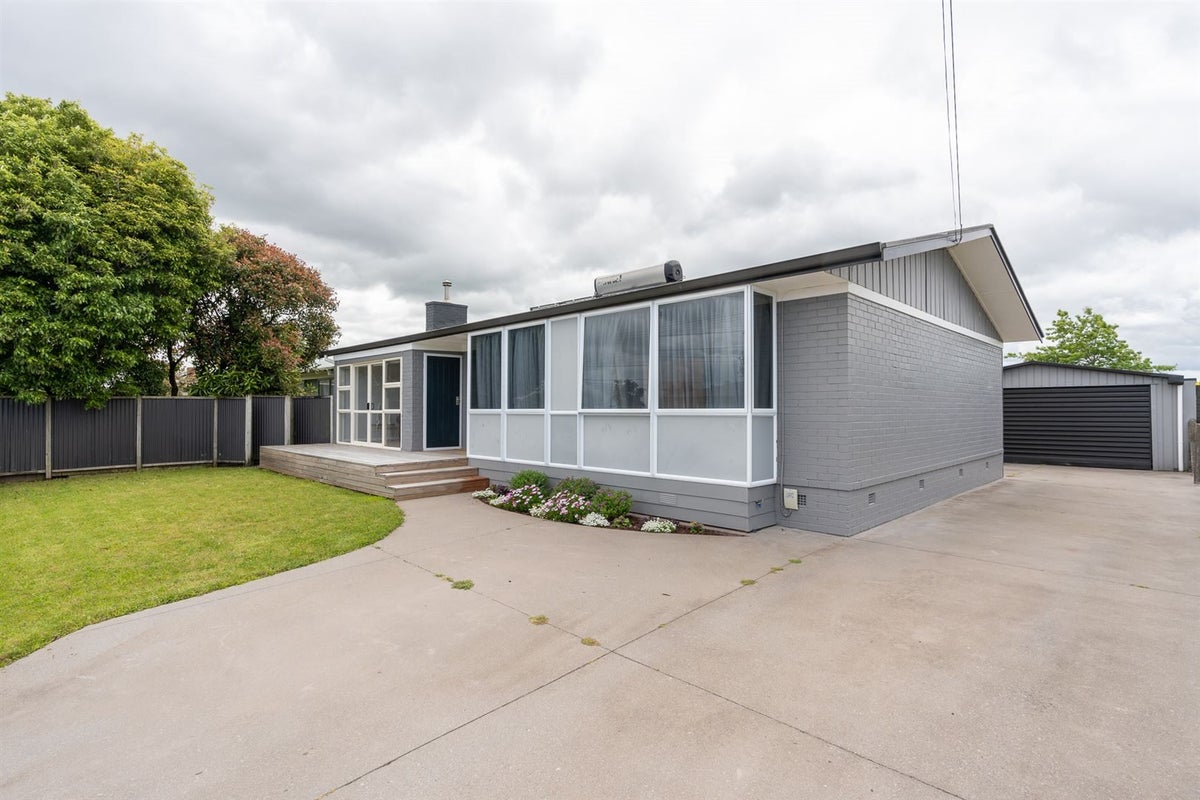 36 Mears Road, St Andrews, Hamilton - Carousel 19