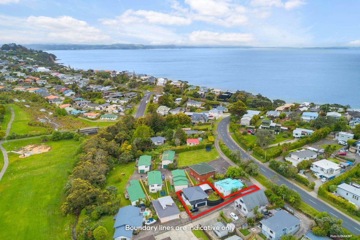 2/287 Vipond Road, Stanmore Bay, Whangaparaoa - Carousel 24
