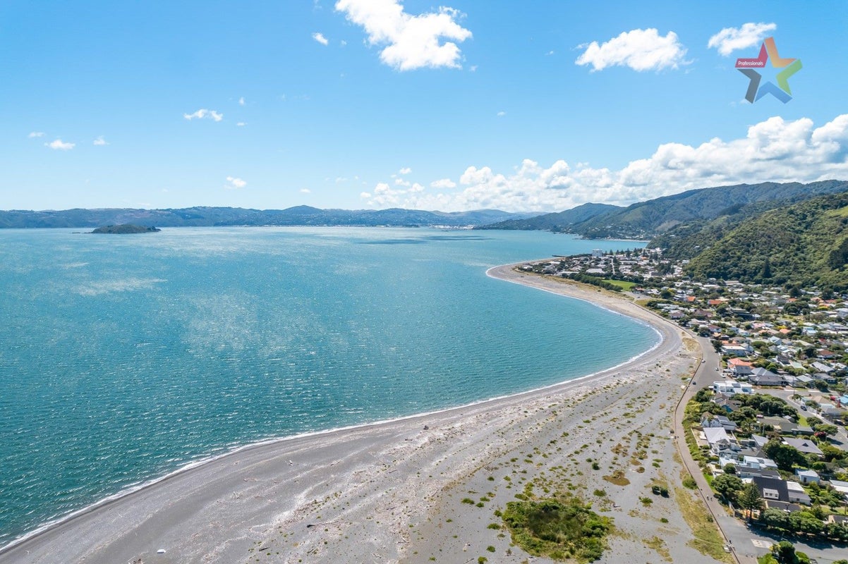 8G Tawa Street, Eastbourne, Lower Hutt - Carousel 36