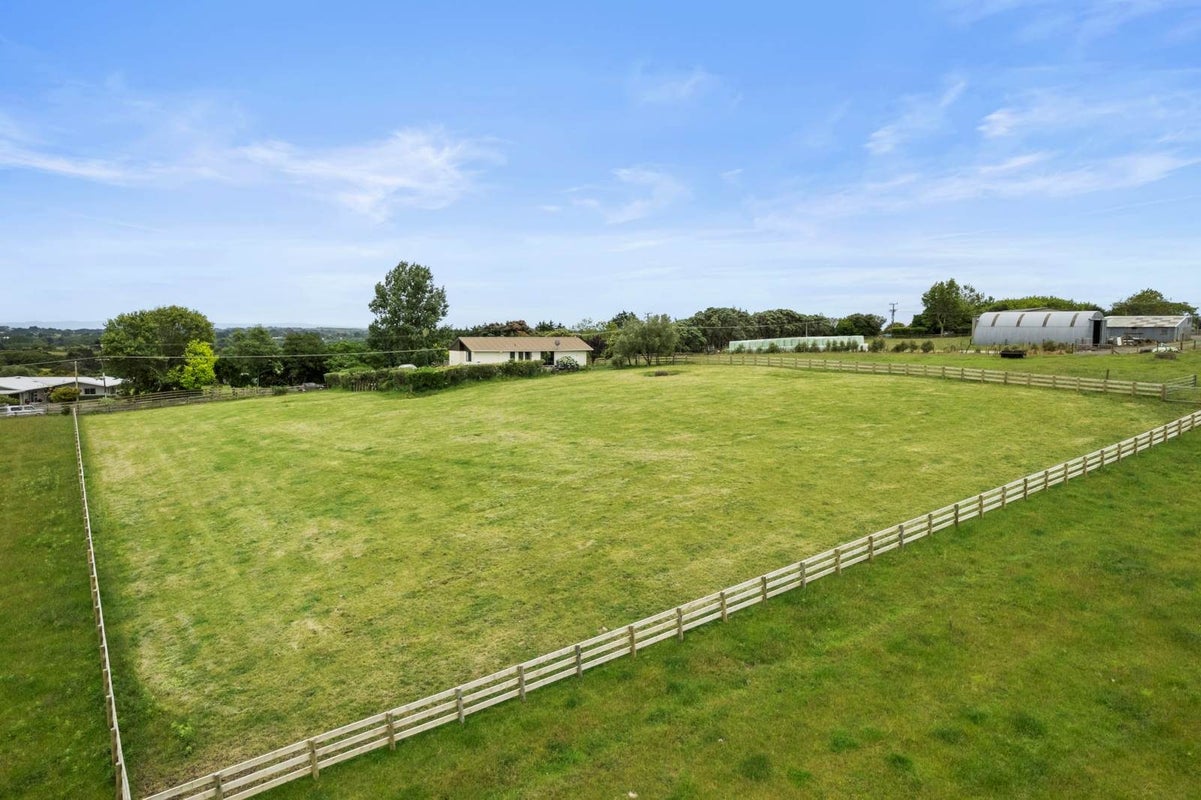 83 Sim Road, Papakura - Carousel 2