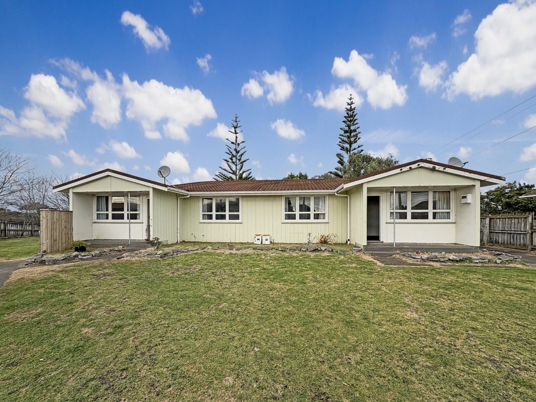 7 Armstrong Place, Gonville, Whanganui - Carousel 1