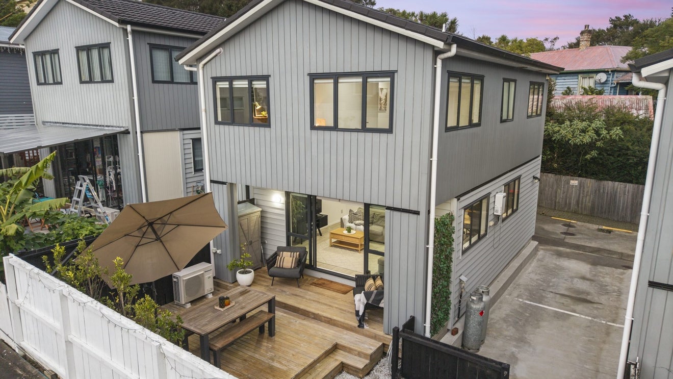 47C RANGEVIEW Road, Sunnyvale, Auckland - Carousel 1