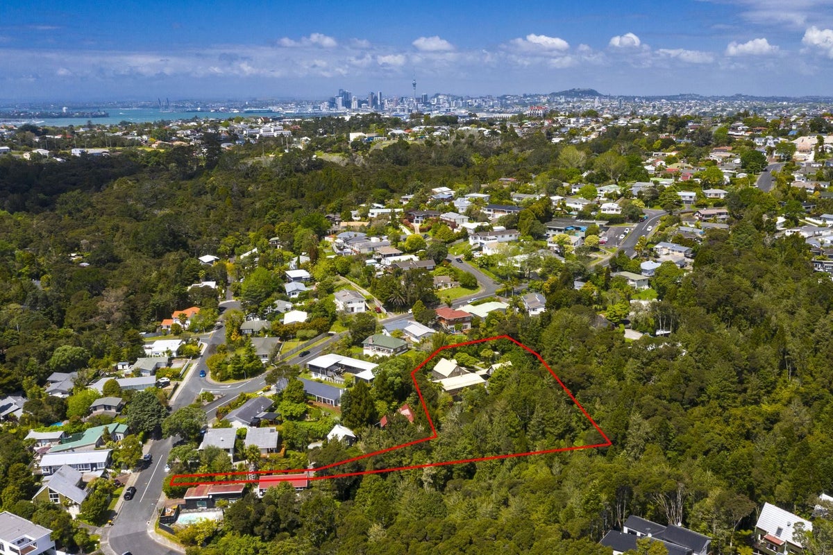 124 Roseberry Avenue, Birkenhead, Auckland - Carousel 2