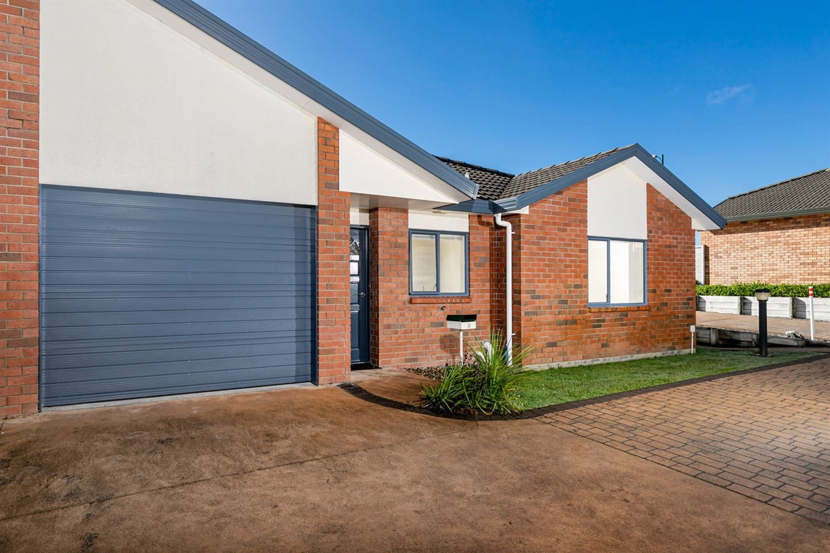 36/169 Sturges Road, Henderson, Auckland - Carousel 2