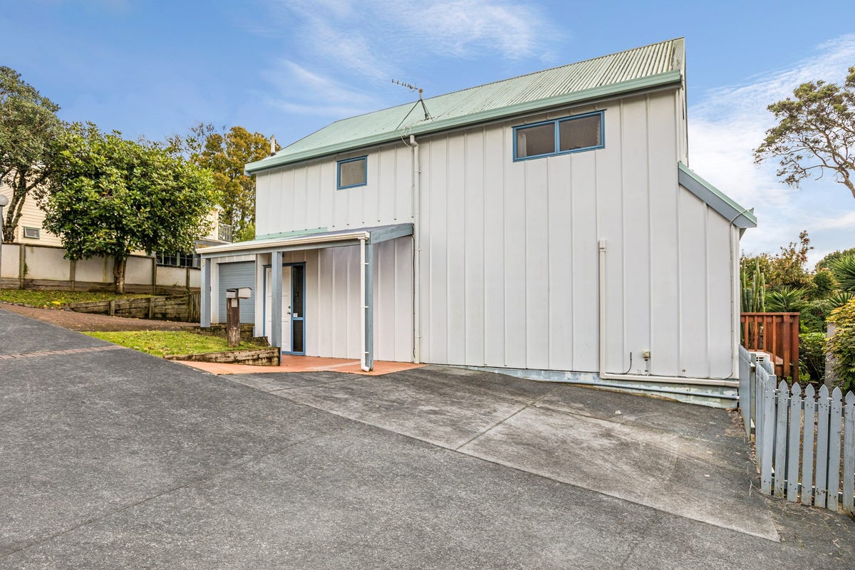 9/485 Don Buck Road, Massey, Auckland - Carousel 2