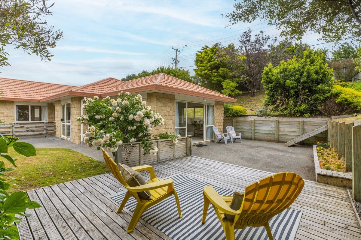 16 Lorna Irene Drive, Raumati South, Paraparaumu - Carousel 2