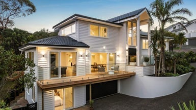 17 Asbury Crescent, Campbells Bay, Auckland - Carousel 1