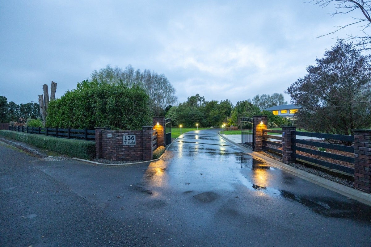 136 Tutaki Road, Kelvin Grove, Palmerston North - Carousel 33
