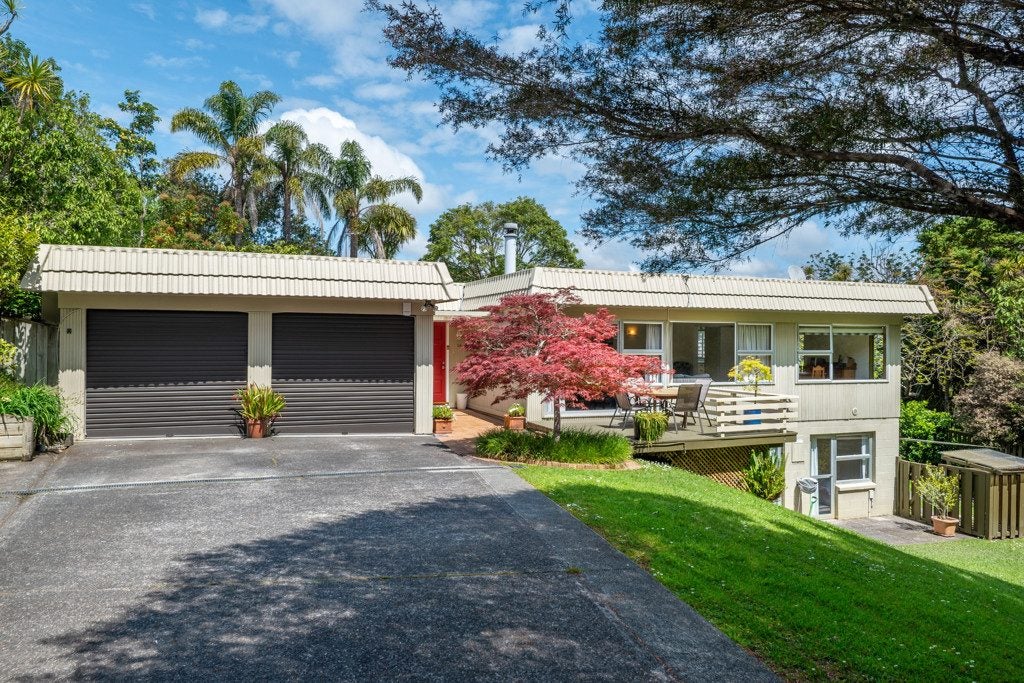 66 Holland Road, Hillcrest, Auckland - Carousel 1