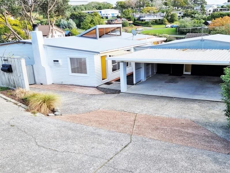 448 Beach Road, Murrays Bay, North Shore City, Auckland - Carousel 1