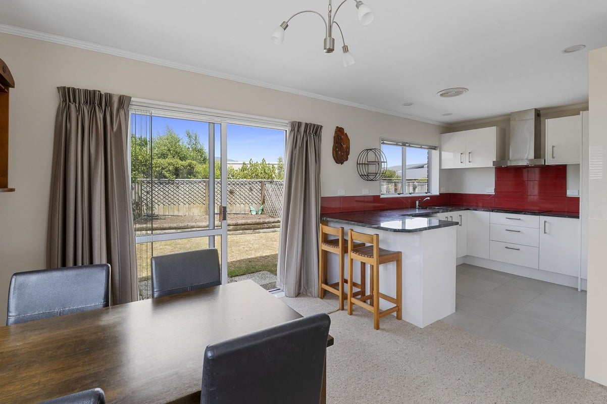23 Tobys Way, Waikanae Beach, Waikanae - Carousel 2