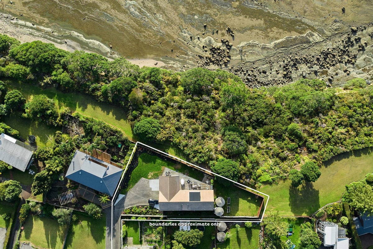 74 Pacific Parade, Army Bay, Whangaparaoa - Carousel 5
