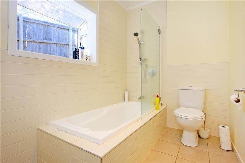1/27 Vincent Street, Howick, Auckland - Carousel 5