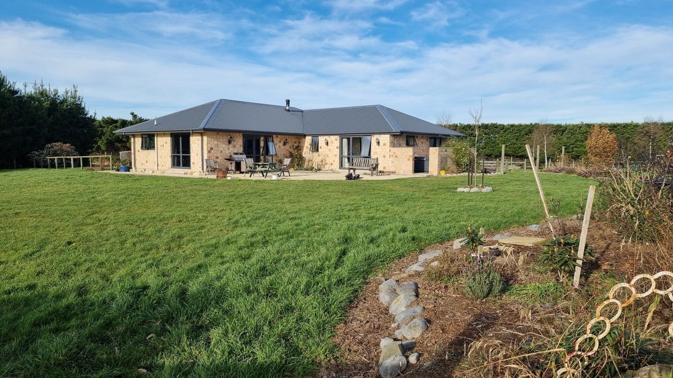 887 Depot Road, View Hill, Oxford - Carousel 2