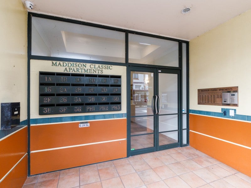 1/6F Queen Street, Palmerston North, Palmerston North - Carousel 2