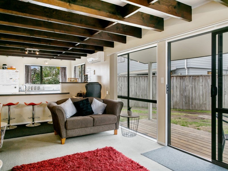 2/150 Spa Road, Taupo, Taupo - Carousel 2