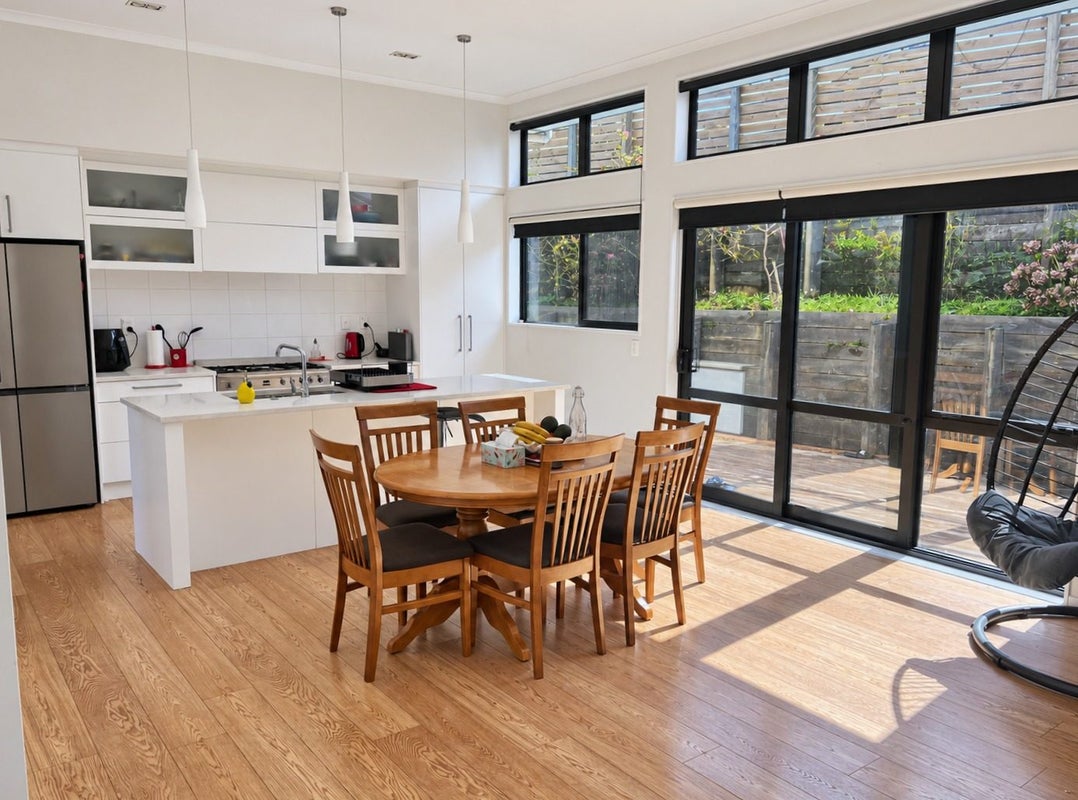 33 Saralee Drive, Manurewa, Manukau City, Auckland - Carousel 2