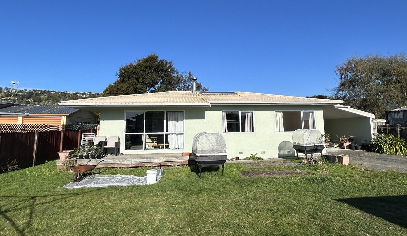2/16 Roto Street, Tahunanui, Nelson - Carousel 1