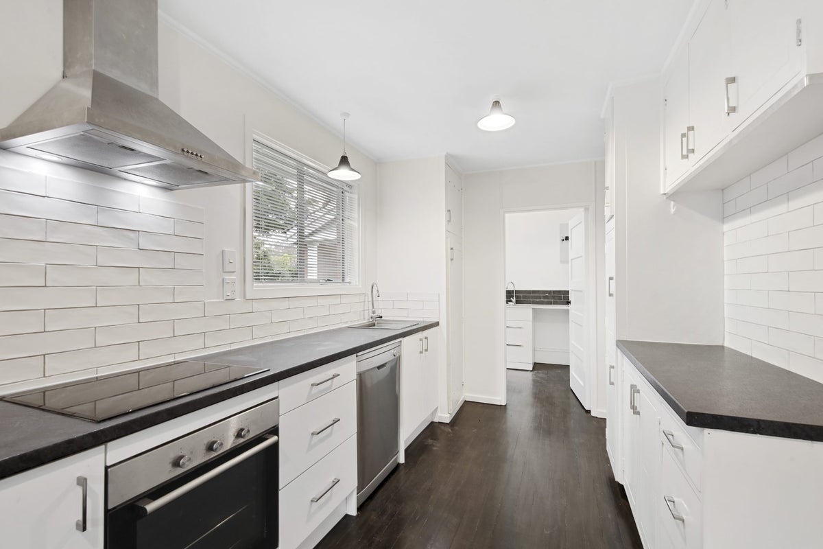 30 Eveleyn Couzins Avenue, Richmond, Christchurch - Carousel 2